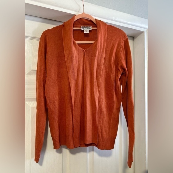Women's Anthony Richards Tie Front Sweater - Picture 9 of 12